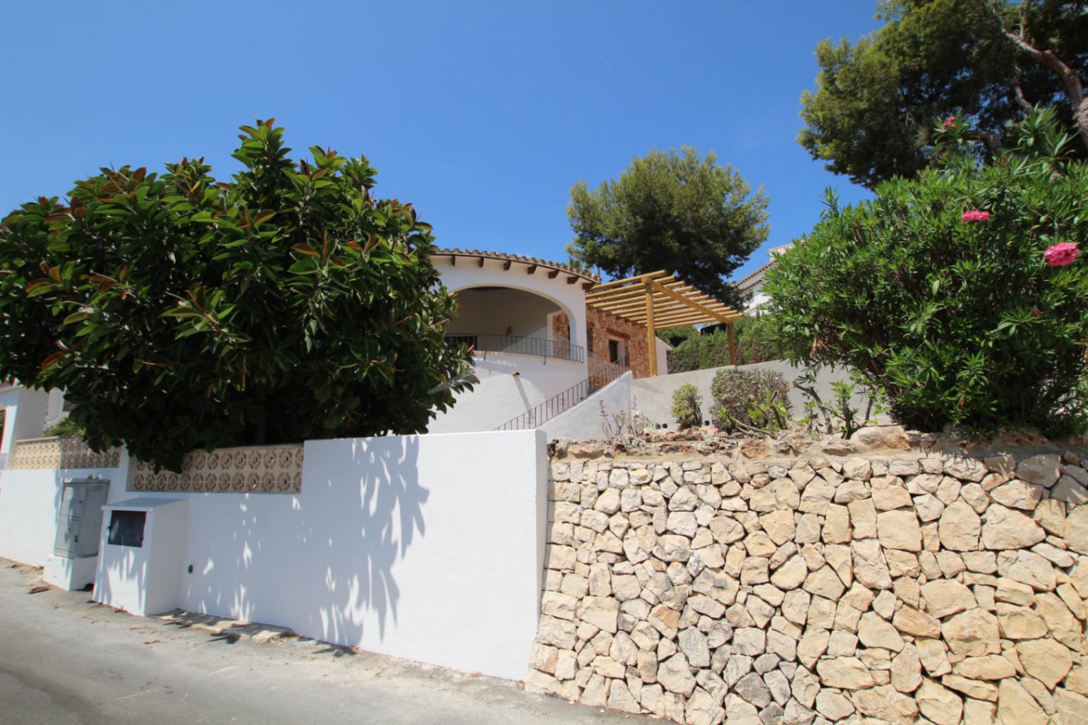 modernised Mediterranean villa, La Fustera.