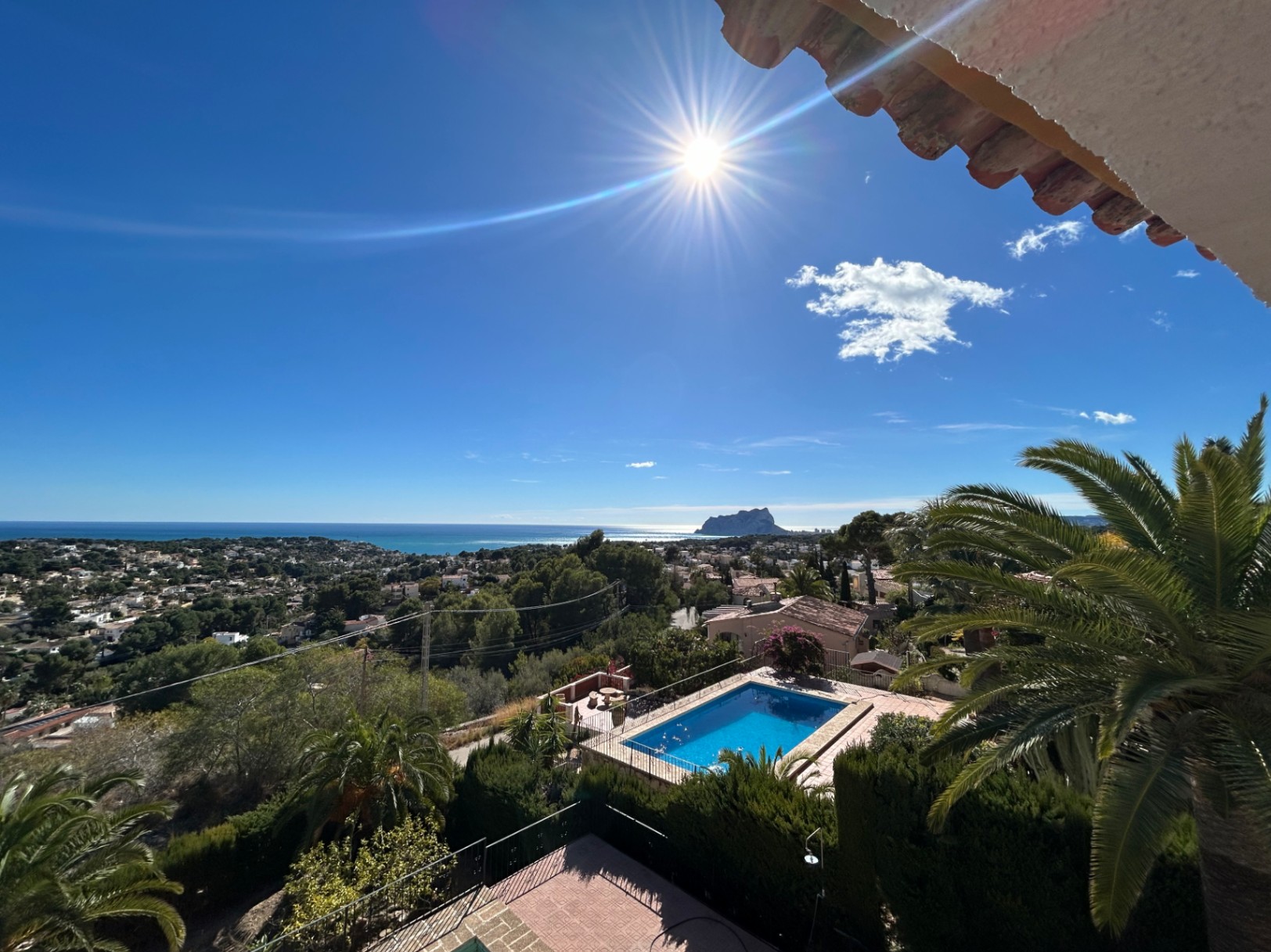 Modern villa with Mediterranean style and panoramic sea views, Benissa