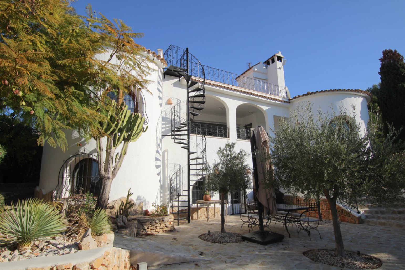 villa traditionnelle rénovée, à Benissa