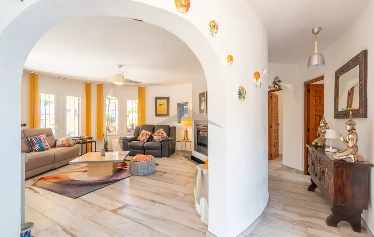Villa en segunda línea en venta en Cap Blanc, Moraira