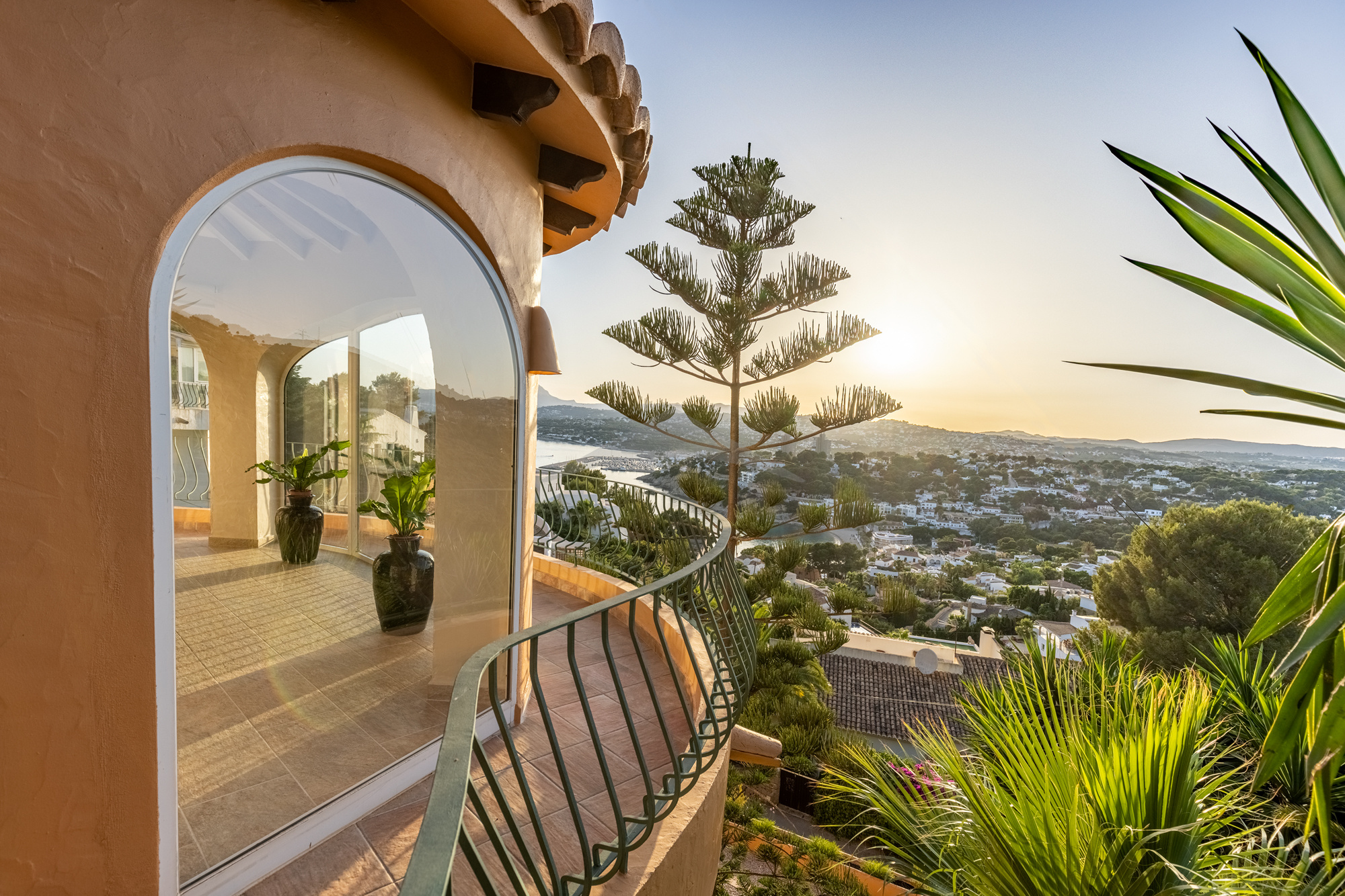Charmante villa à vendre à El Portet avec de magnifiques vues sur la mer