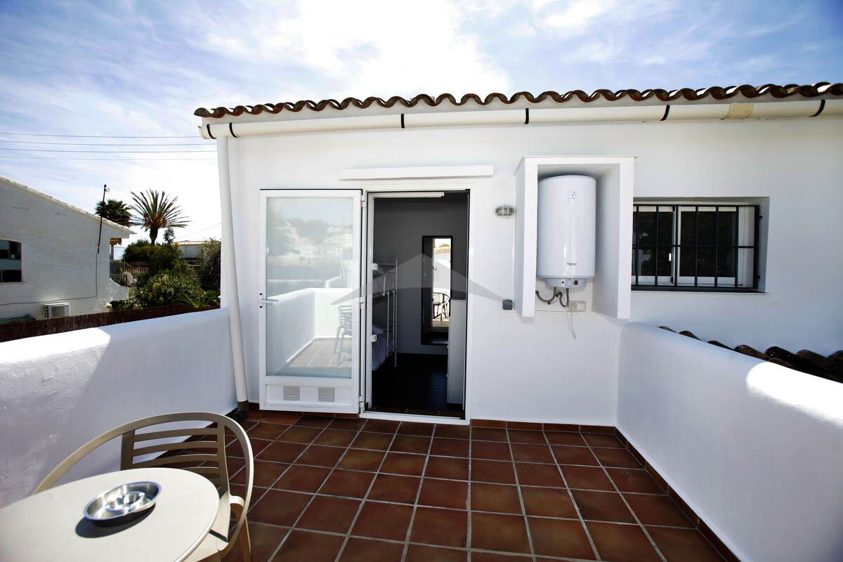Semi-detached renovated house only 300 metres from the beach.