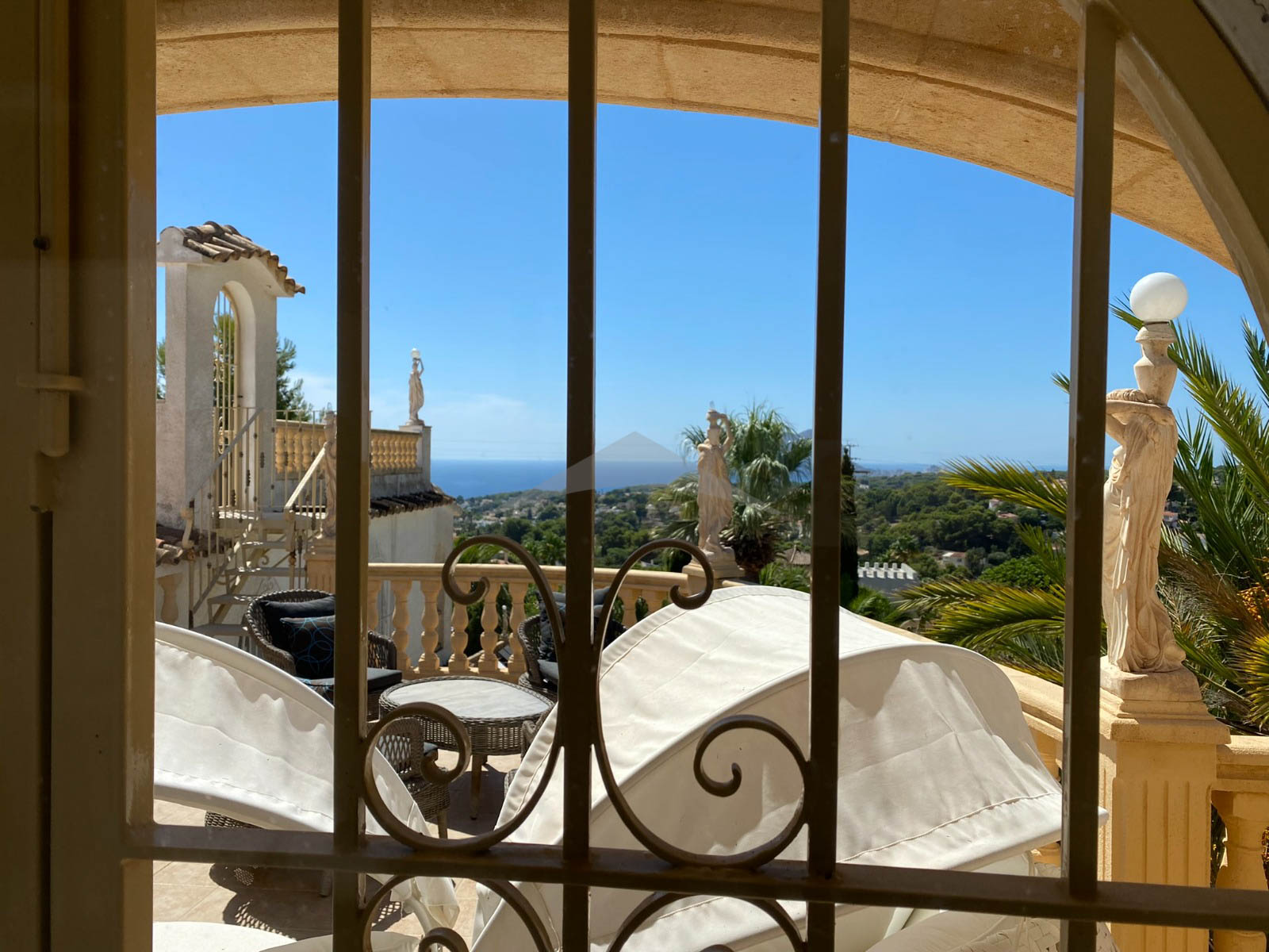 Geweldige villa met uitzicht op zee in Benissa